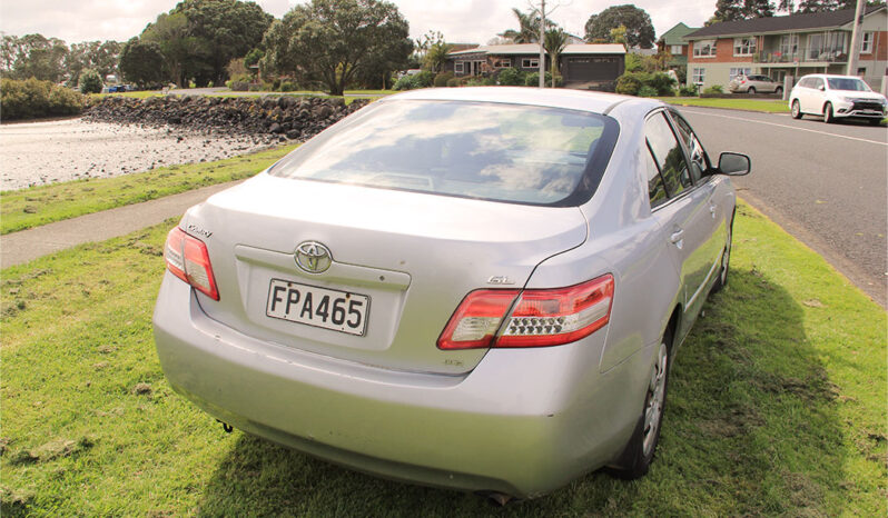 Toyota Camry full