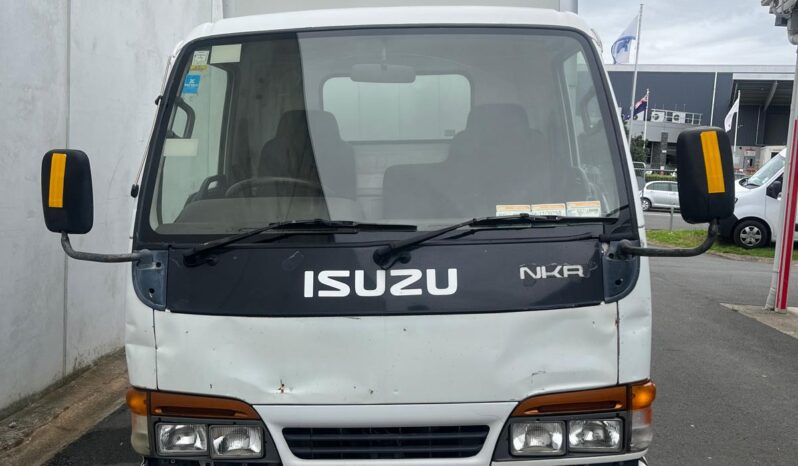 2003 Isuzu NKR – Box Truck full