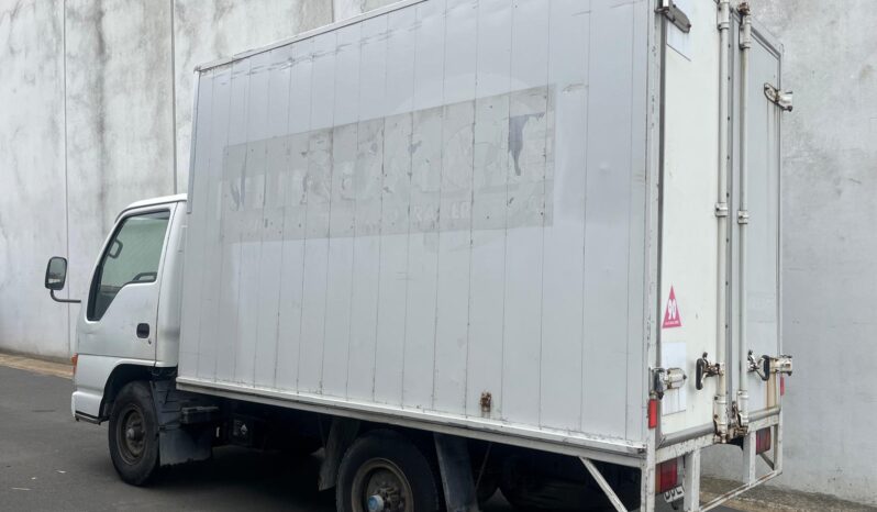 2003 Isuzu NKR – Box Truck full