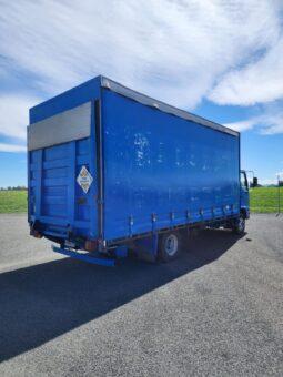2005 Hino Class 2 Truck full