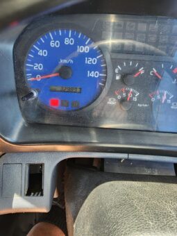 2005 Hino Class 2 Truck full