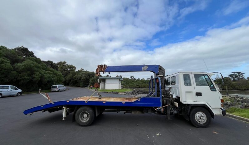 1992 Isuzu Forward Crane Truck full