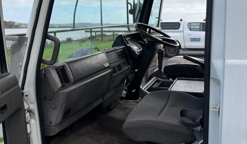 1992 Isuzu Forward Crane Truck full