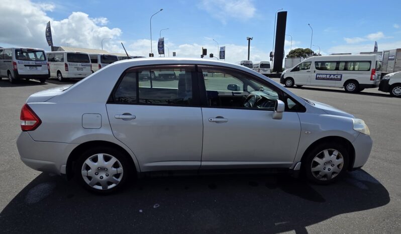 2008 Nissan Tiida full