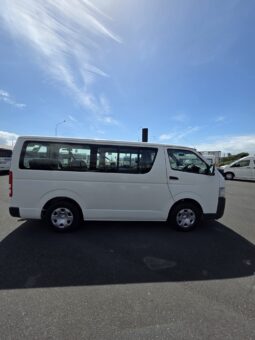 2007 Toyota Hiace full