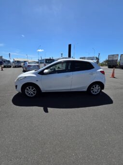 2011 Toyota Prius full