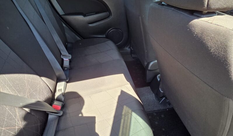 2011 Toyota Prius full