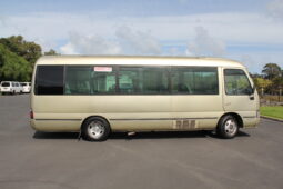 2004 Toyota Coaster full