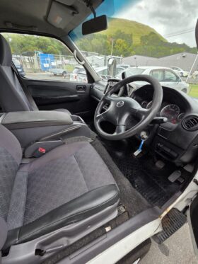 2007 Nissan Caravan Minivan
