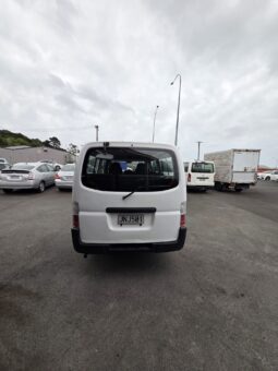2007 Nissan Caravan Minivan full